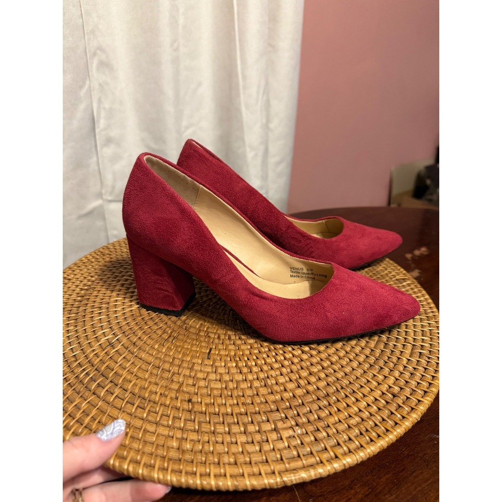 Penny Loves  Kenny Venus Red Faux Suede Pointed Toe Block Heel Pumps Womens 8W